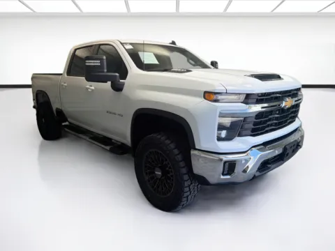 Another view of 2025 Chevrolet Silverado 2500 HD LT for sale in Montclair, CA at STG Montclair