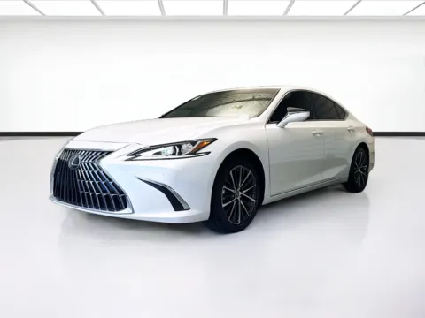 White 2023 Lexus ES 300h w/Premium Package for sale in Montclair, CA