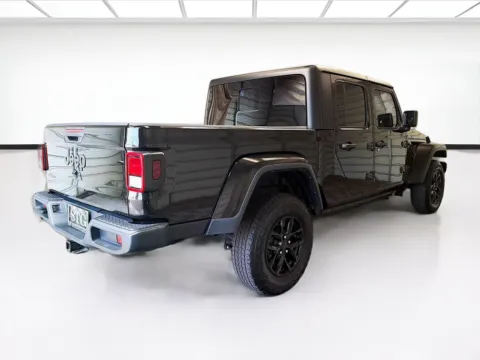 More photos of 2023 Jeep Gladiator Sport S at STG Montclair, CA