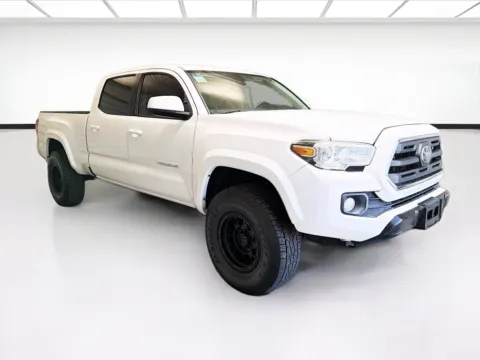 Another view of 2019 Toyota Tacoma SR5 V6 for sale in Montclair, CA at STG Montclair