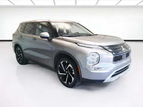 Another view of 2024 Mitsubishi Outlander SE for sale in Montclair, CA at STG Montclair