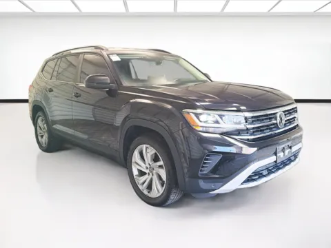 Another view of 2022 Volkswagen Atlas 3.6L V6 SE w/Technology for sale in Montclair, CA at STG Montclair