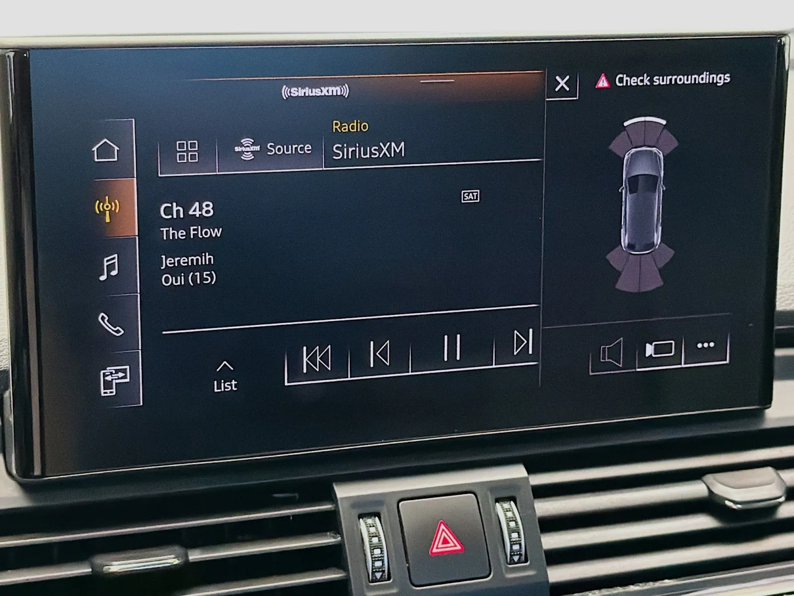 Audi Q5 photo 9