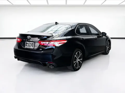 More photos of 2020 Toyota Camry SE at STG Montclair, CA