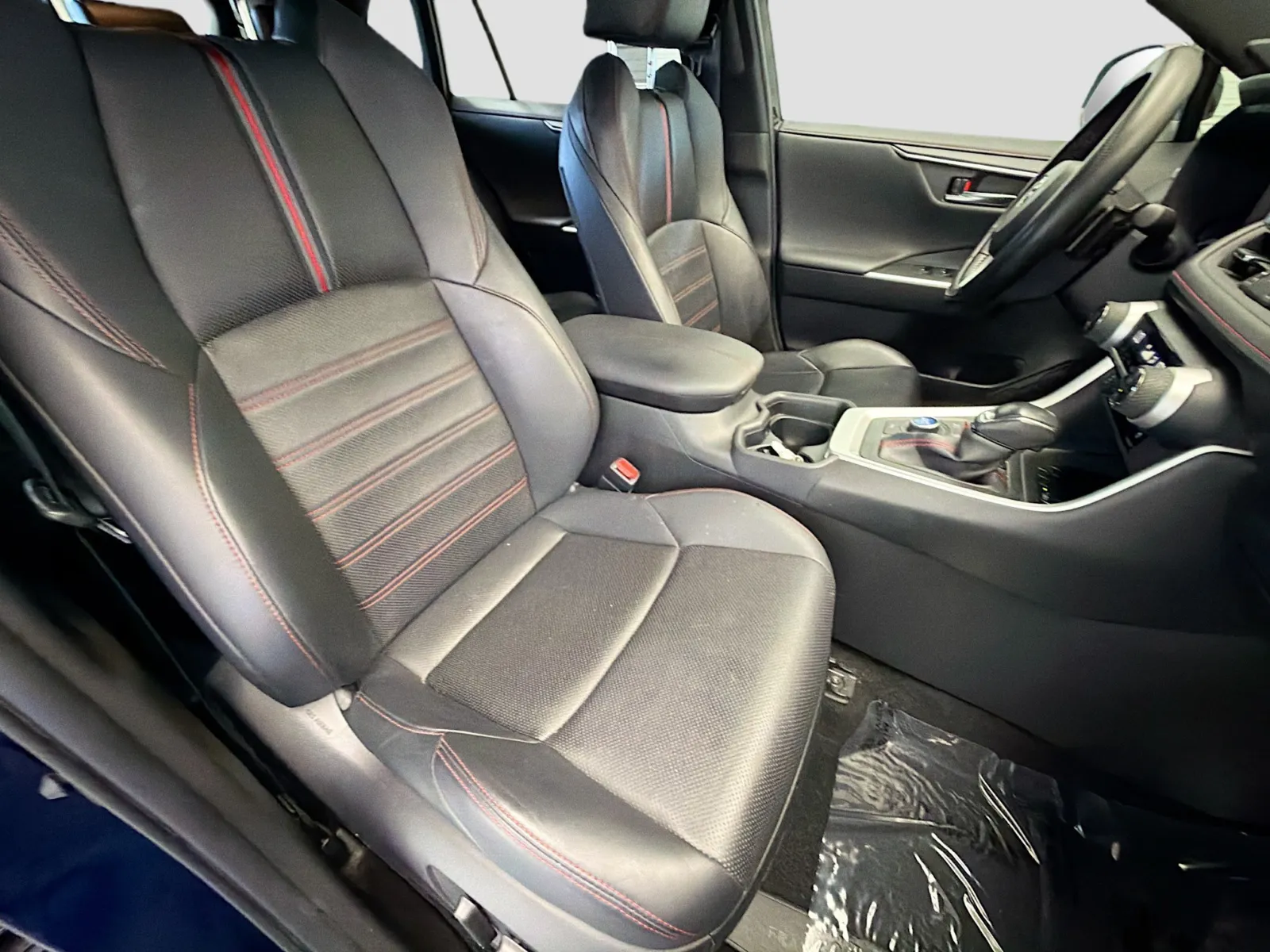 Toyota RAV4 photo 15