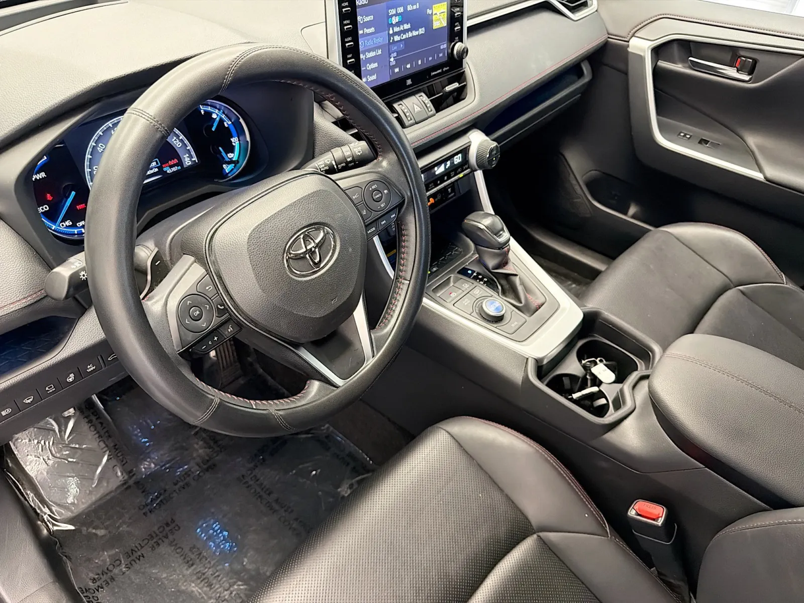 Toyota RAV4 photo 7