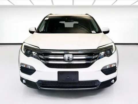 Photos of 2018 Honda Pilot Elite for sale in Montclair, CA at STG Montclair