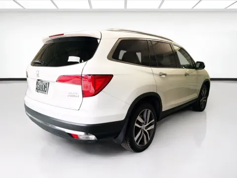 More photos of 2018 Honda Pilot Elite at STG Montclair, CA