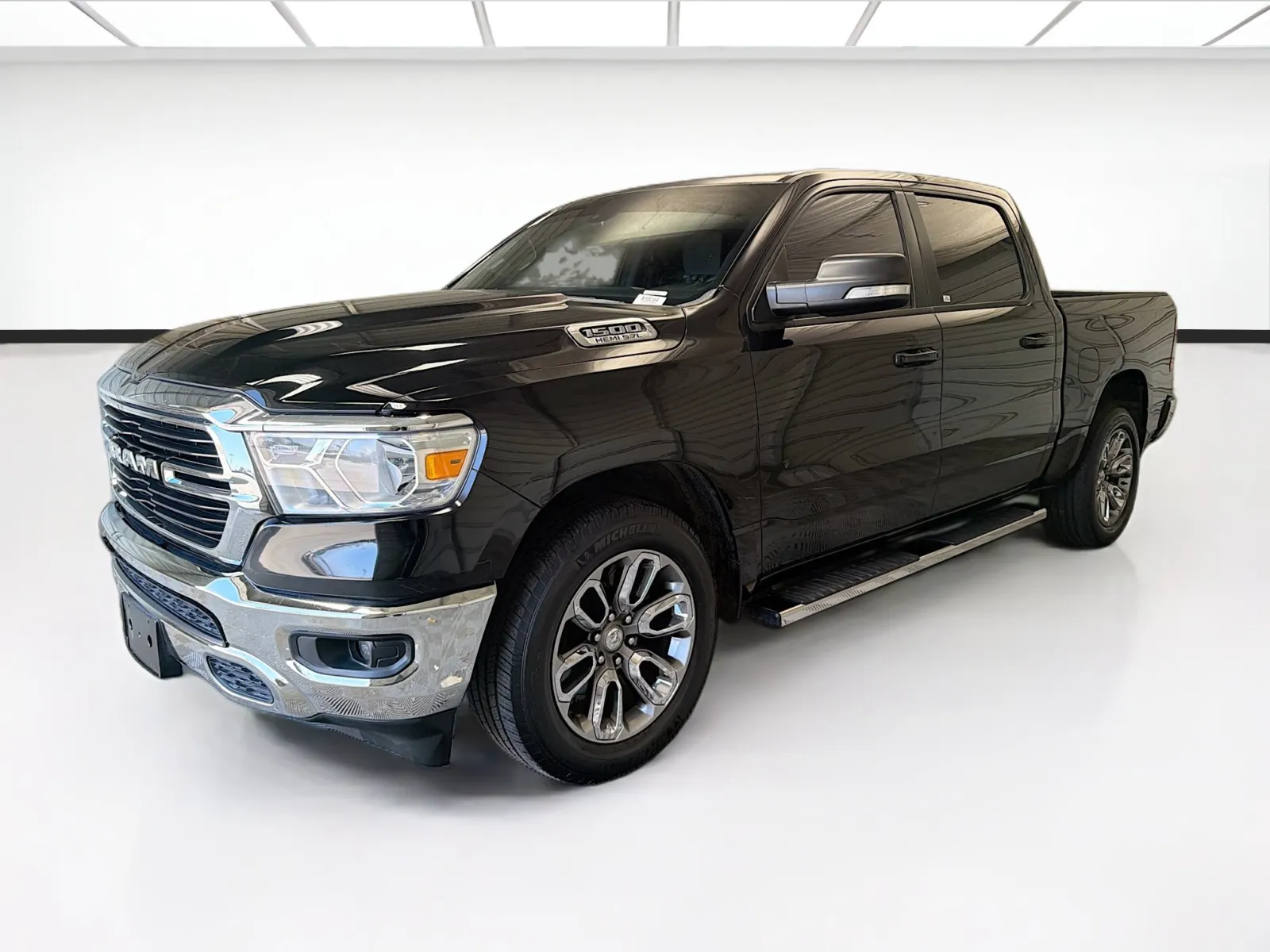 2021 RAM 1500 Big Horn/Lone Star Crew Cab 5'7's photo