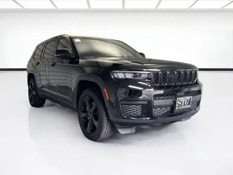 Another view of 2023 Jeep Grand Cherokee L Altitude for sale in Montclair, CA at STG Montclair