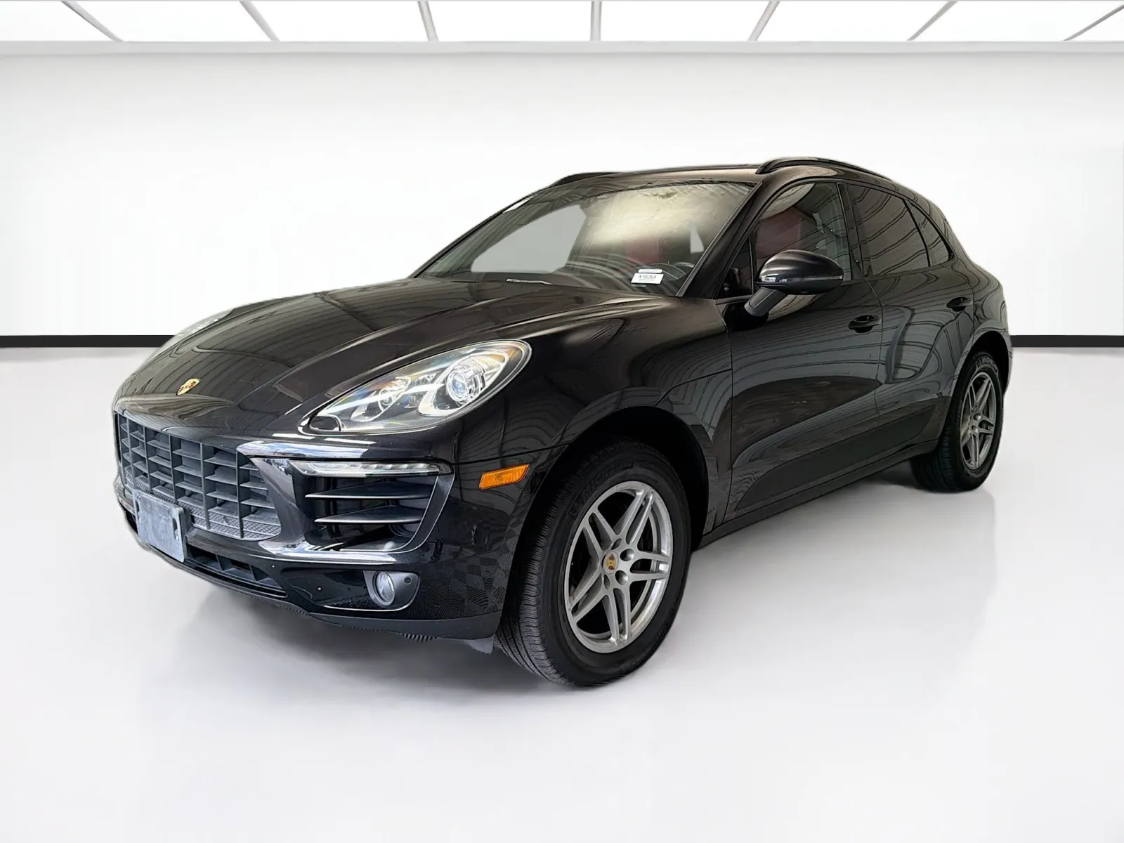 Black 2018 Porsche Macan Base w/Premium Package Plus for sale in Montclair, CA
