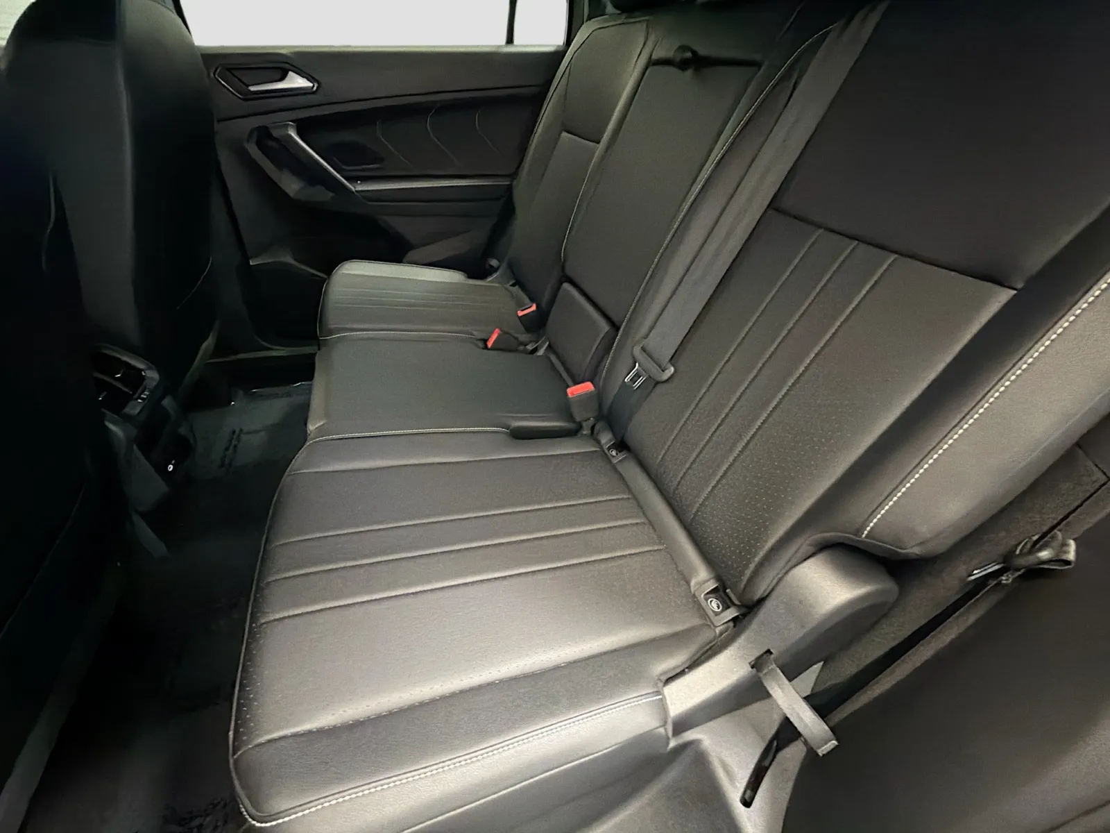 Volkswagen Tiguan photo 13