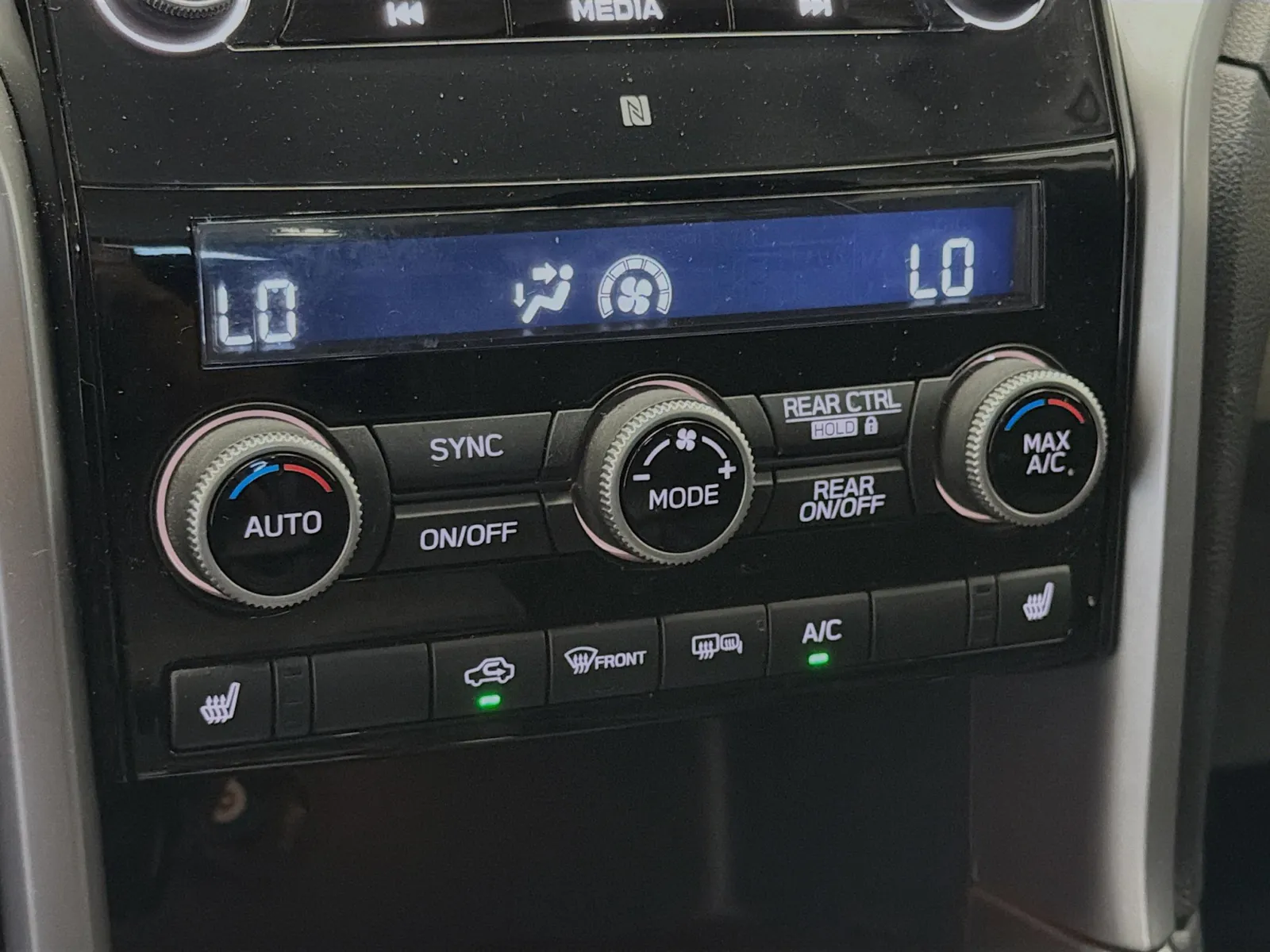 Subaru Ascent photo 9
