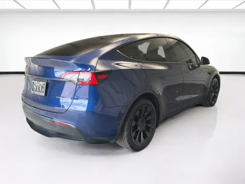 More photos of 2023 Tesla Model Y Long Range at STG Montclair, CA