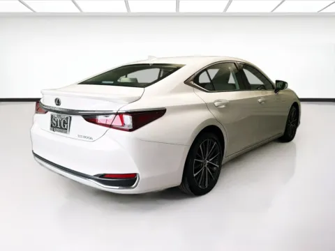 More photos of 2025 Lexus ES 300h at STG Montclair, CA