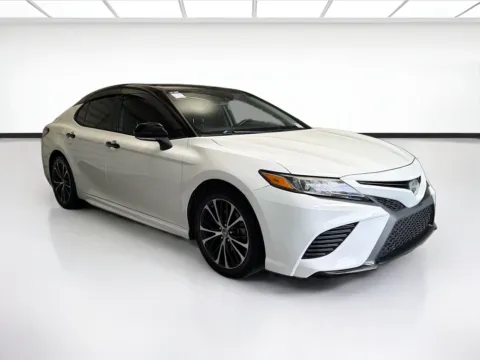 Another view of 2019 Toyota Camry SE for sale in Montclair, CA at STG Montclair