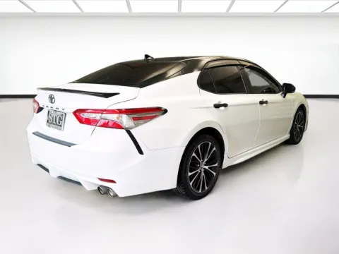 More photos of 2019 Toyota Camry SE at STG Montclair, CA