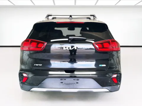 More photos of 2022 Kia Niro LXS at STG Montclair, CA