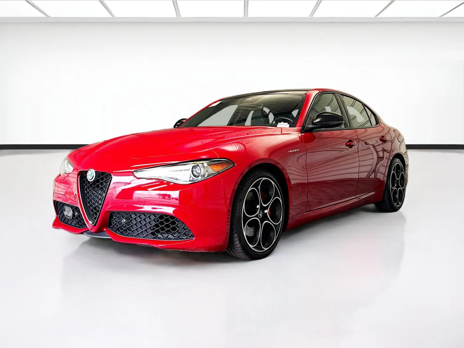 2023 Alfa Romeo Giulia Veloce RWD's photo