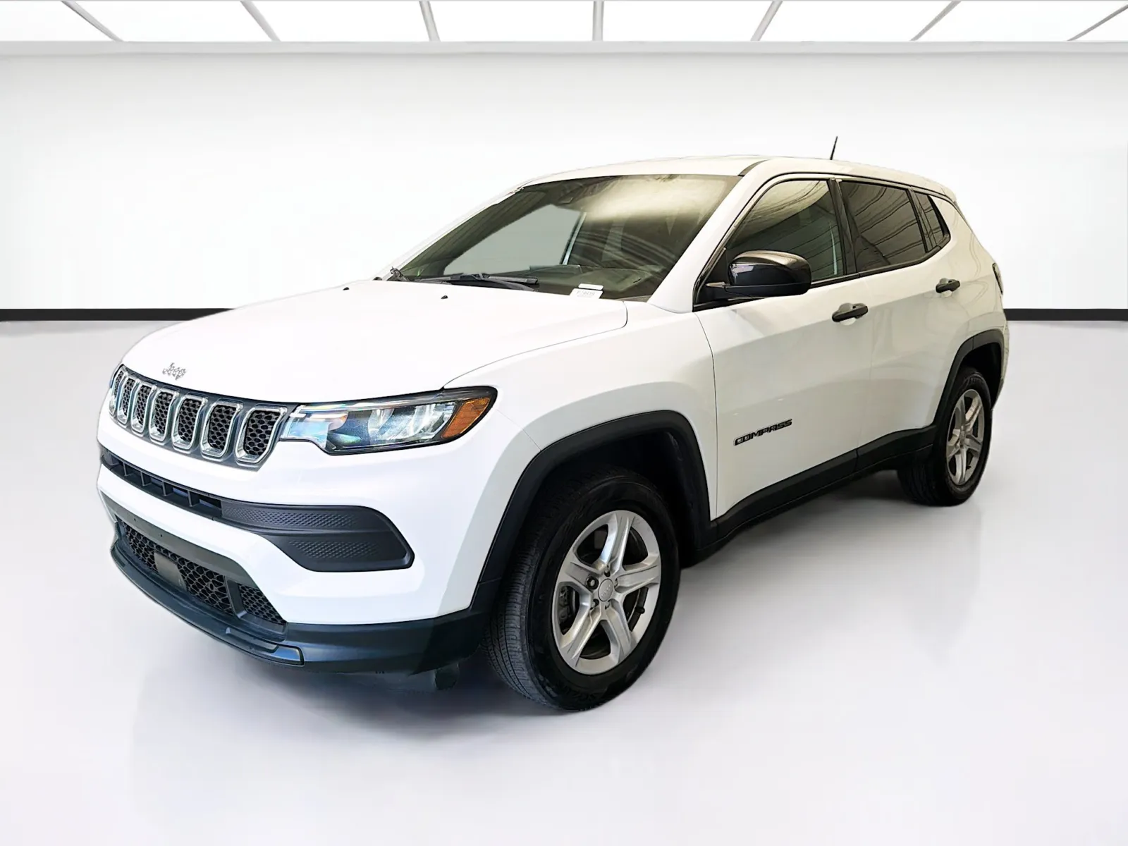 White 2023 Jeep Compass Sport for sale in Montclair, CA