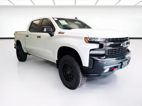 Another view of 2019 Chevrolet Silverado 1500 LT Trail Boss for sale in Montclair, CA at STG Montclair