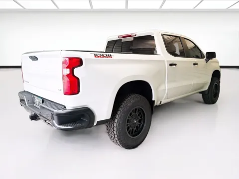More photos of 2019 Chevrolet Silverado 1500 LT Trail Boss at STG Montclair, CA