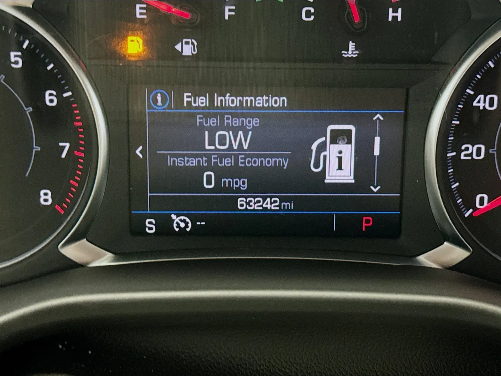 GMC Acadia photo 8