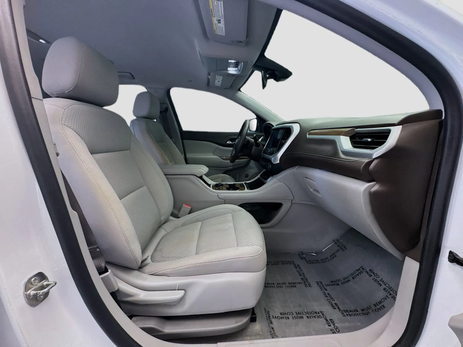 GMC Acadia photo 19