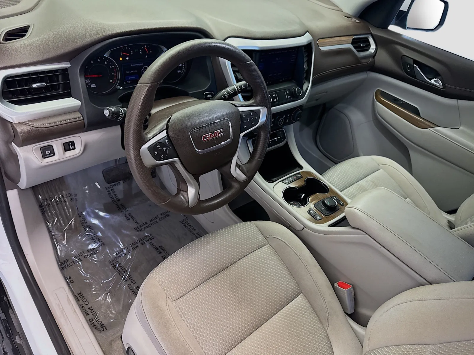 GMC Acadia photo 7