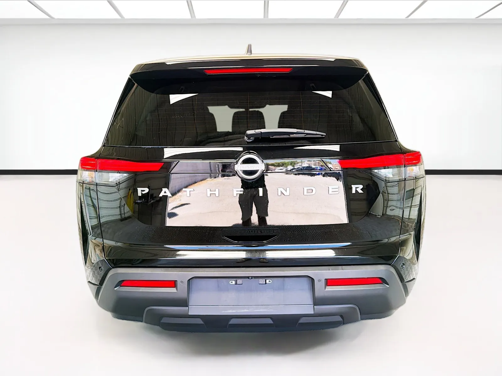 Nissan Pathfinder photo 5