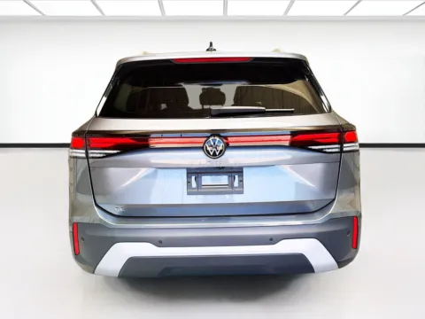 More photos of 2025 Volkswagen Tiguan 2.0T SE at STG Montclair, CA