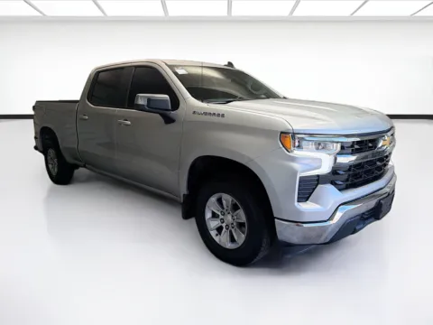 Another view of 2022 Chevrolet Silverado 1500 LT for sale in Montclair, CA at STG Montclair
