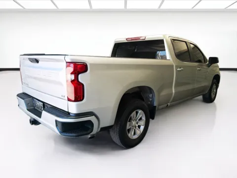 More photos of 2022 Chevrolet Silverado 1500 LT at STG Montclair, CA