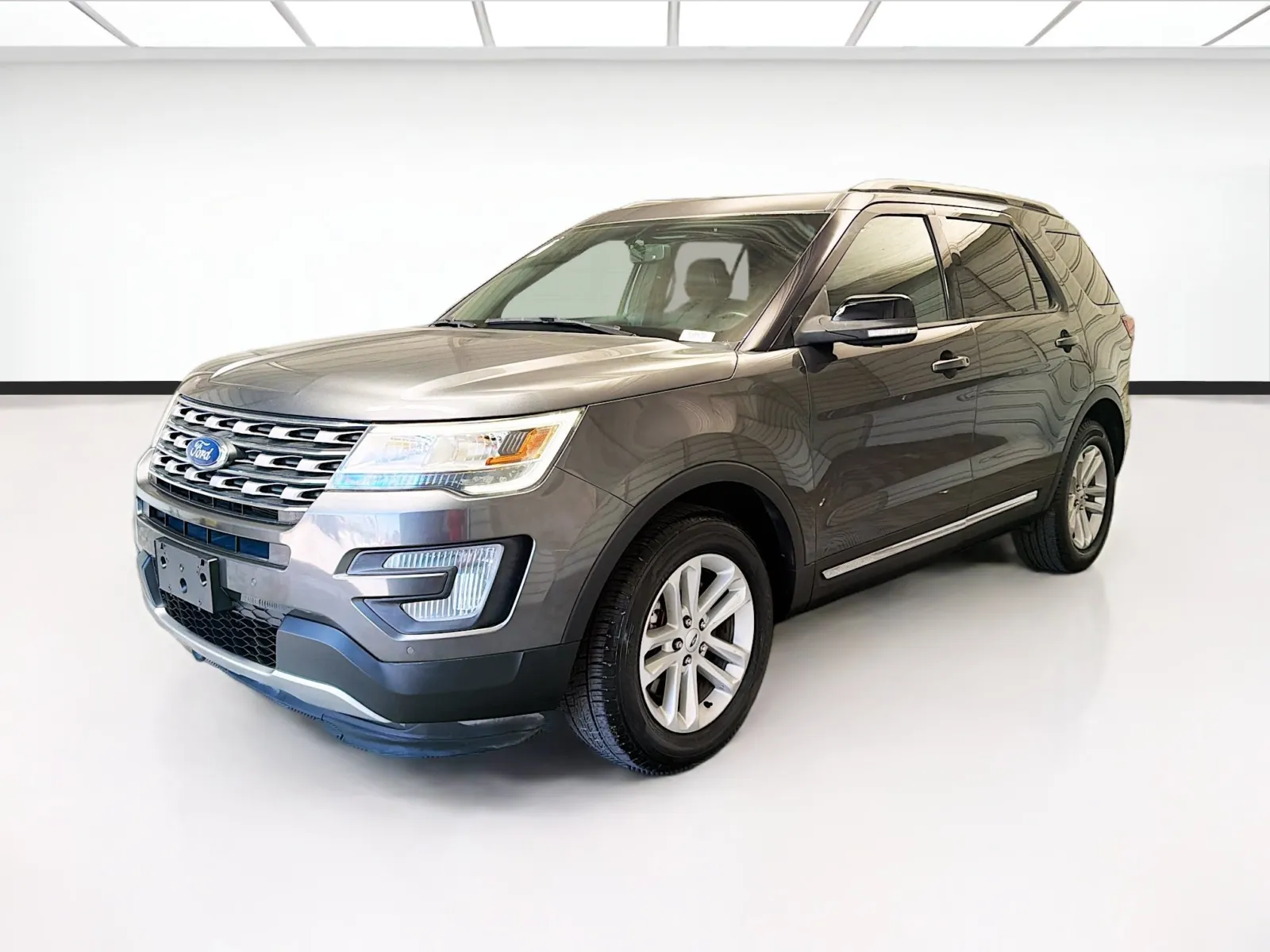 Gray 2017 Ford Explorer XLT for sale in Montclair, CA