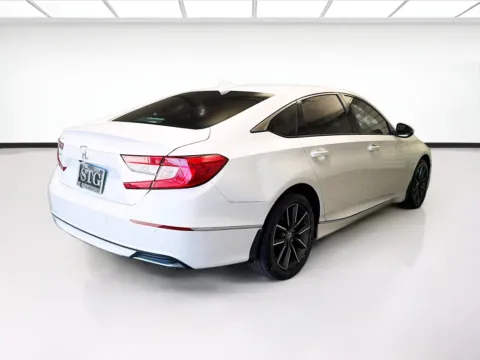 More photos of 2022 Honda Accord EX-L at STG Montclair, CA