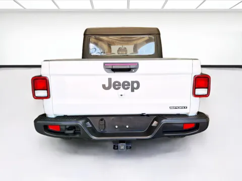 More photos of 2021 Jeep Gladiator Sport at STG Montclair, CA