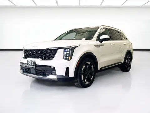 White 2025 Kia Sorento Hybrid EX for sale in Montclair, CA