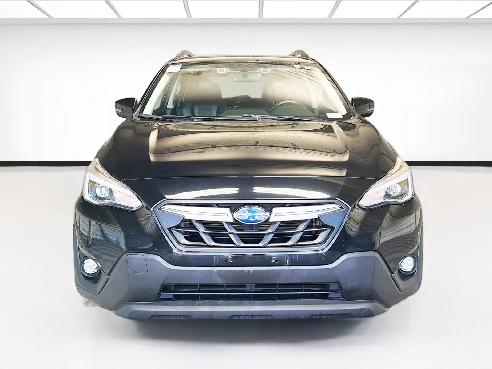 Subaru Crosstrek photo 2