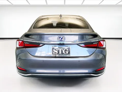 More photos of 2022 Lexus ES 300h at STG Montclair, CA