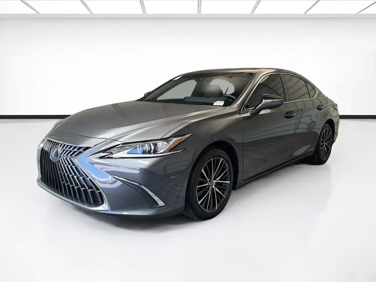 Gray 2022 Lexus ES 300h for sale in Montclair, CA