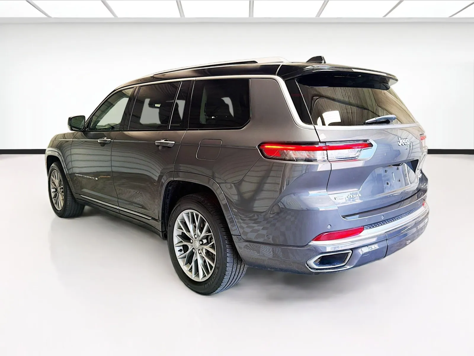 Jeep Grand Cherokee L photo 6