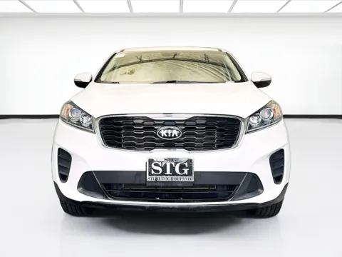 Photos of 2020 Kia Sorento L for sale in Montclair, CA at STG Montclair