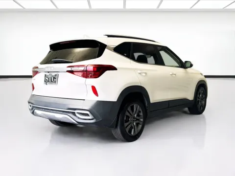 More photos of 2022 Kia Seltos S at STG Montclair, CA