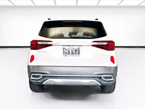 More photos of 2022 Kia Seltos S at STG Montclair, CA