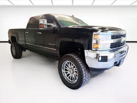 Another view of 2015 Chevrolet Silverado 2500HD LTZ for sale in Montclair, CA at STG Montclair