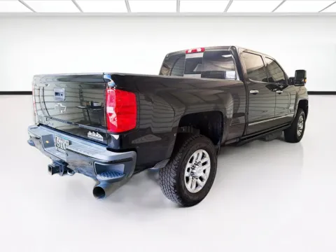 More photos of 2017 Chevrolet Silverado 3500 HD High Country DURAMAX PLUS at STG Montclair, CA