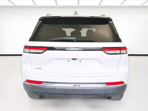 More photos of 2022 Jeep Grand Cherokee 4xe at STG Montclair, CA