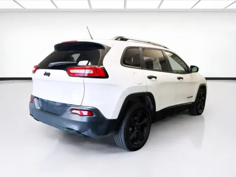 More photos of 2017 Jeep Cherokee Sport w/Altitude Package at STG Montclair, CA
