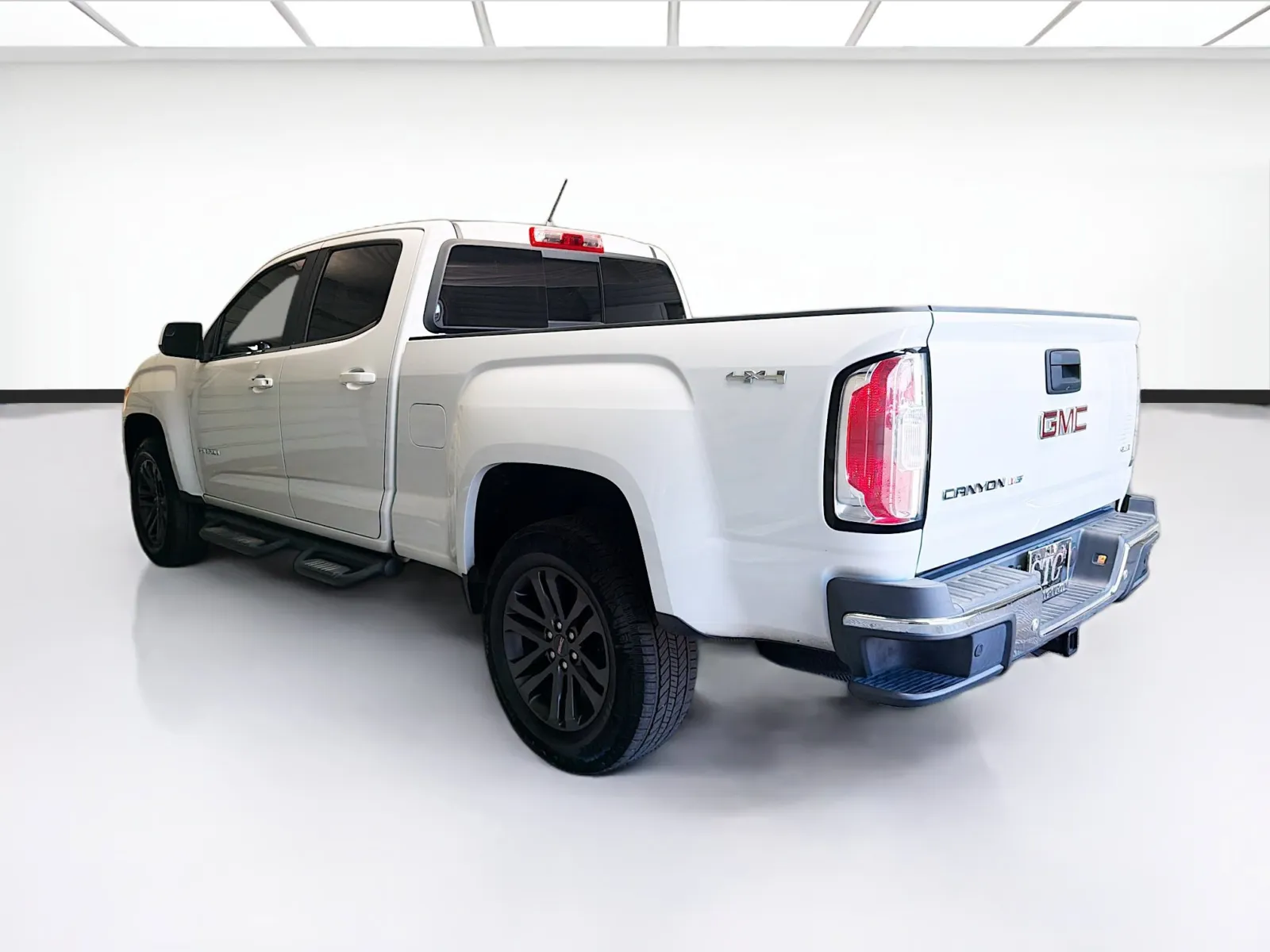 GMC Canyon photo 6