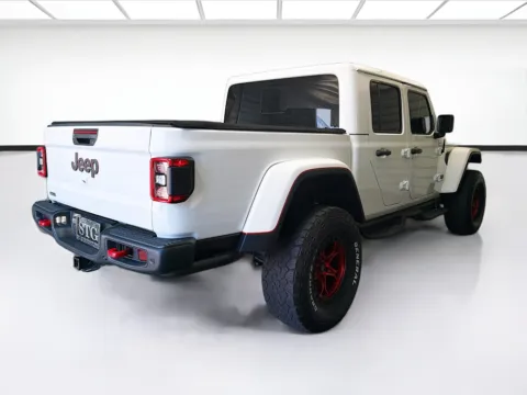 More photos of 2021 Jeep Gladiator Rubicon at STG Montclair, CA